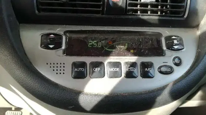 MANDO CLIMATIZADOR CHEVROLET REZZO SE