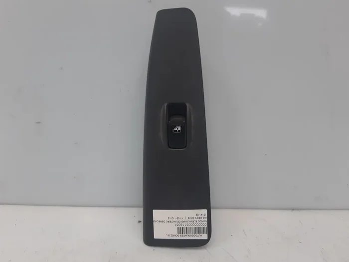 MANDO ELEVALUNAS DELANTERO DERECHO KIA CEED (ED) Drive