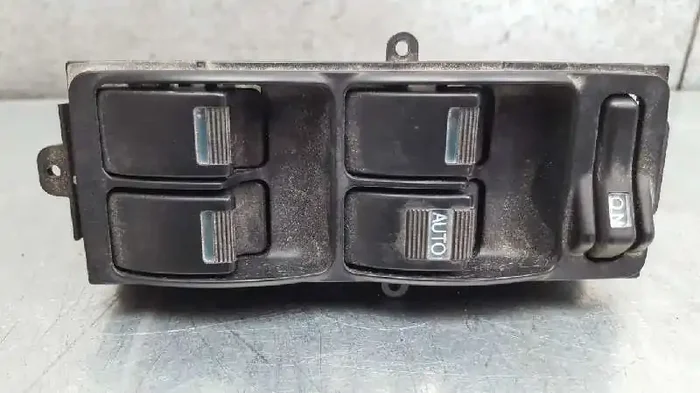 MANDO ELEVALUNAS DELANTERO IZQUIERDO HONDA LEGEND (KA9) 3.5 V6 (KA9)