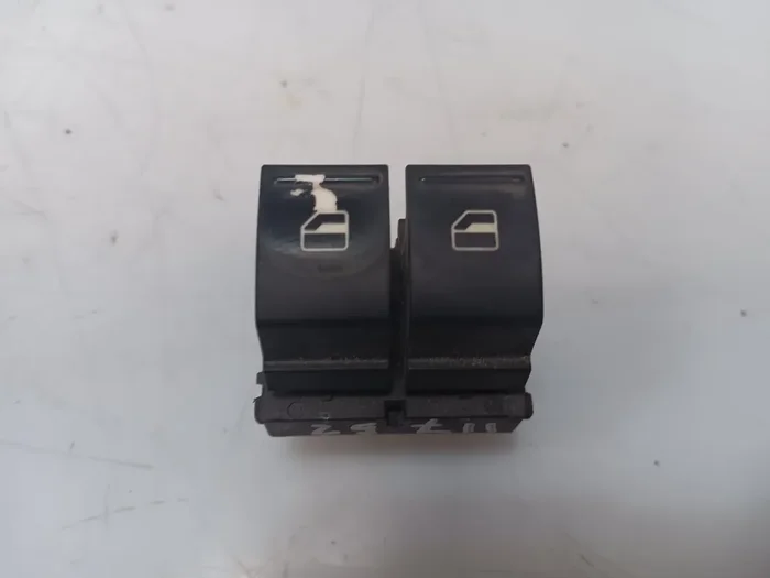 MANDO ELEVALUNAS DELANTERO IZQUIERDO SEAT IBIZA BERLINA (6J5) Ecomotive