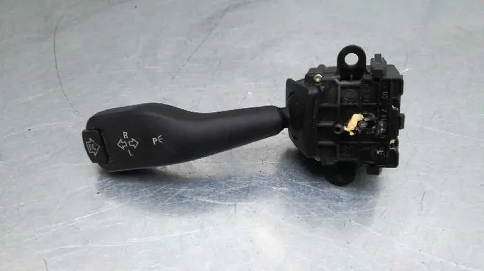 MANDO INTERMITENTES BMW SERIE 5 BERLINA (E39) 525i