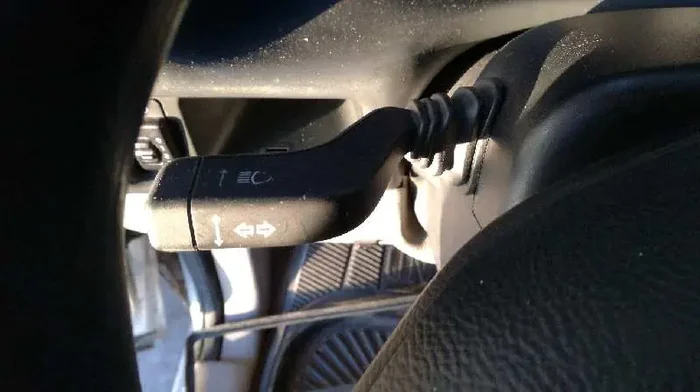 MANDO INTERMITENTES OPEL SINTRA GLS
