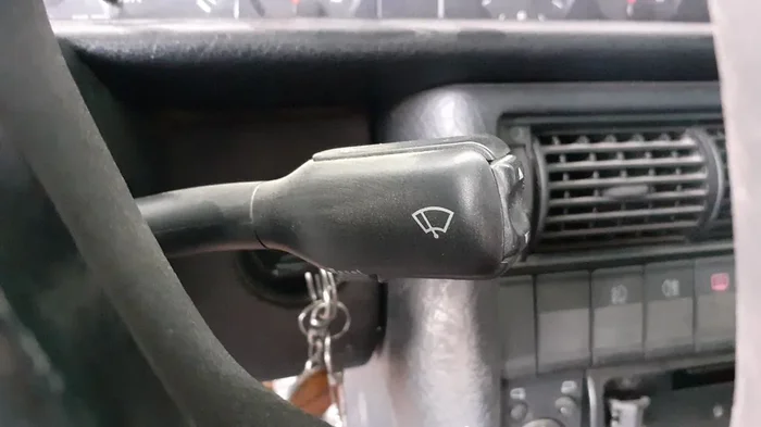 MANDO LIMPIA AUDI 100 BERLINA (C4) Básico