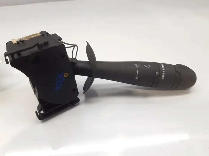 MANDO LIMPIA RENAULT LAGUNA 8200012245-7673084