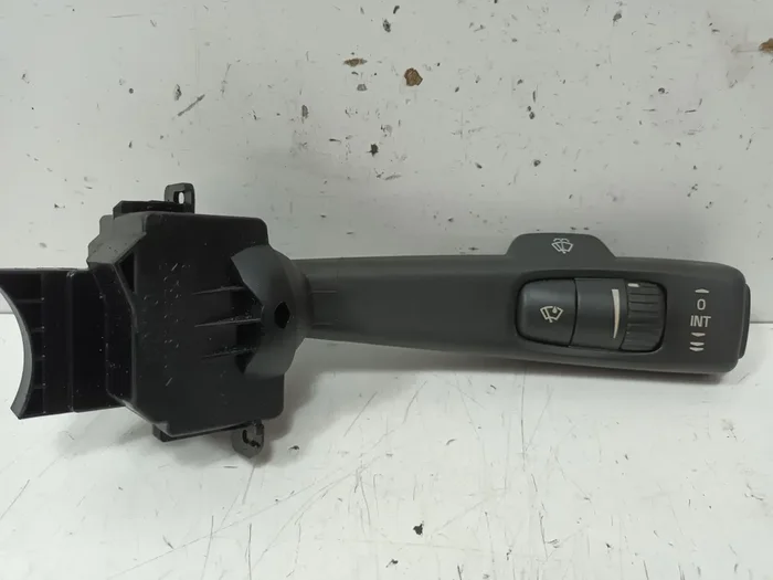 MANDO LIMPIA VOLVO S40 BERLINA 2.0 D Kinetic