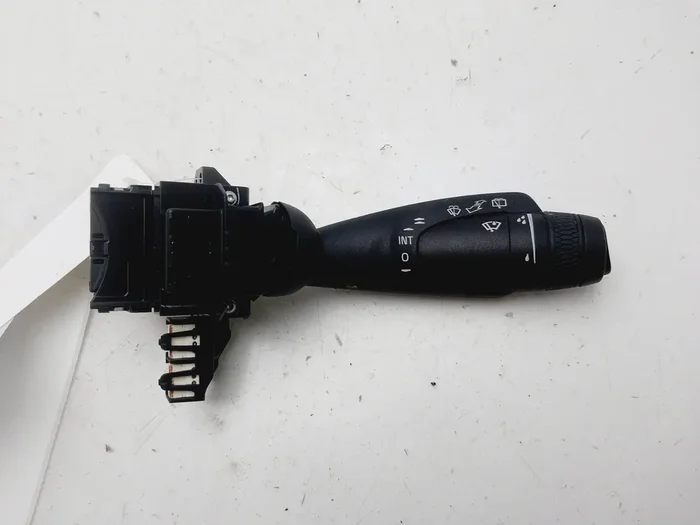 MANDO LIMPIA VOLVO XC40 31481373-9310193