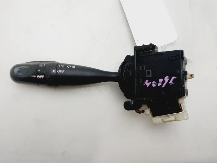 MANDO LUCES TOYOTA COROLLA 8414002190-9435207