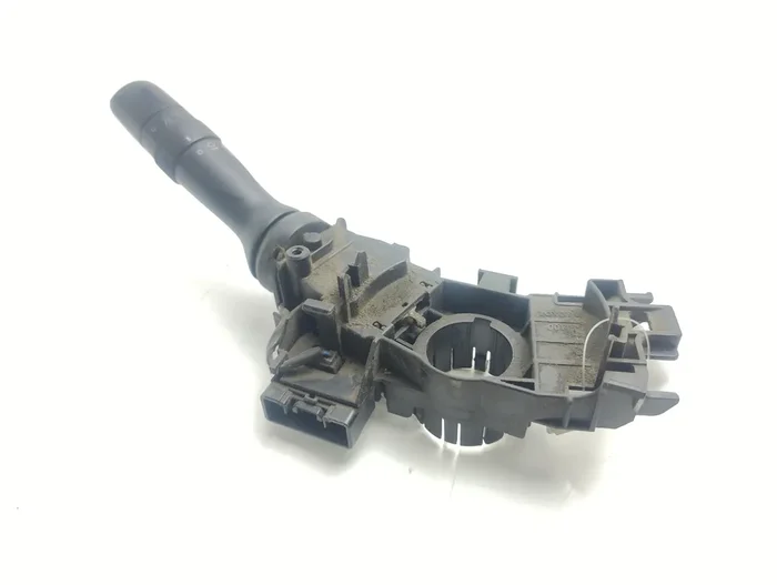 MANDO LUCES TOYOTA HILUX 5216117F666-9218412