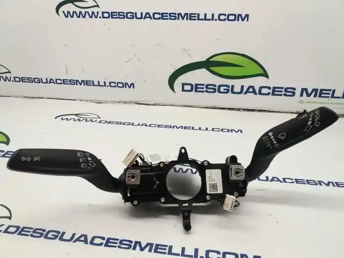 MANDO VOLANTE AUDI A1 8X0953501B-2004712