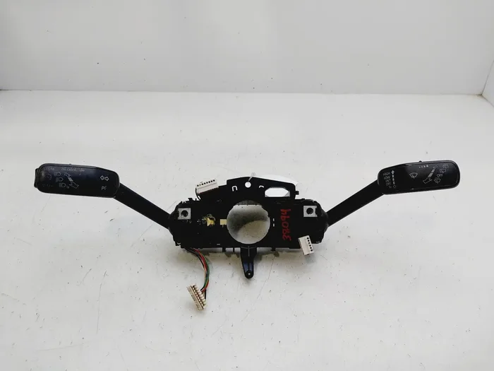 MANDO VOLANTE SEAT LEON 5Q0953507GD-9201685