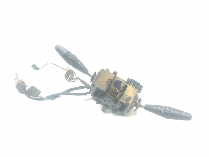 MANDO VOLANTE SSANGYONG MUSSO 8590105190-9046937
