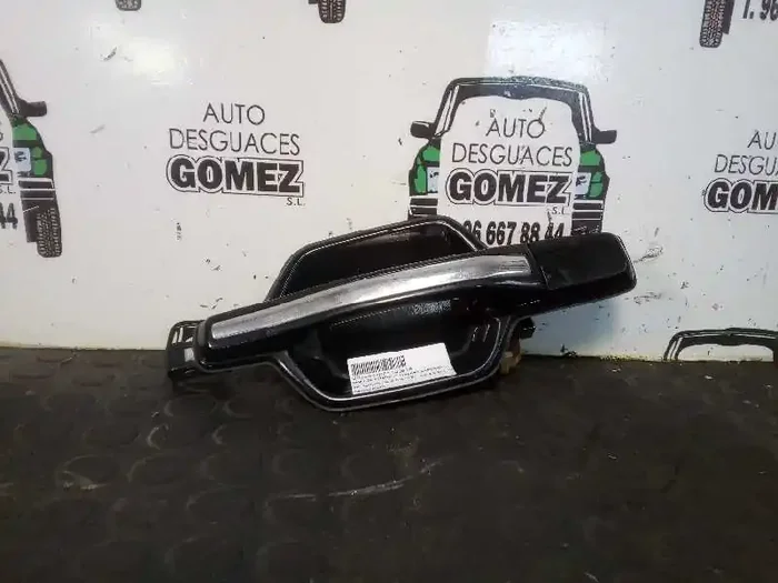 MANETA EXTERIOR TRASERA DERECHA MITSUBISHI MONTERO (V60V70) 3.2 DI-D Avance (5-ptas.)