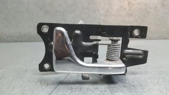 MANETA INTERIOR DELANTERA DERECHA LAND ROVER DISCOVERY TD5 E