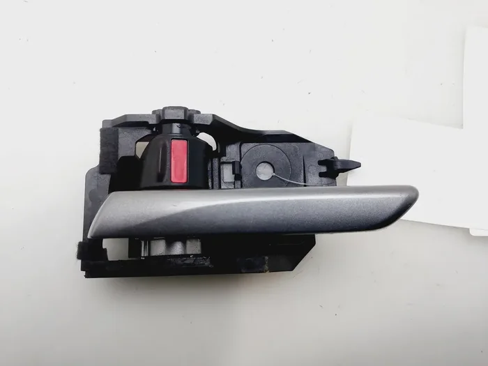 MANETA INTERIOR DELANTERA IZQUIERDA MAZDA 3 BCJHV8393-9396442
