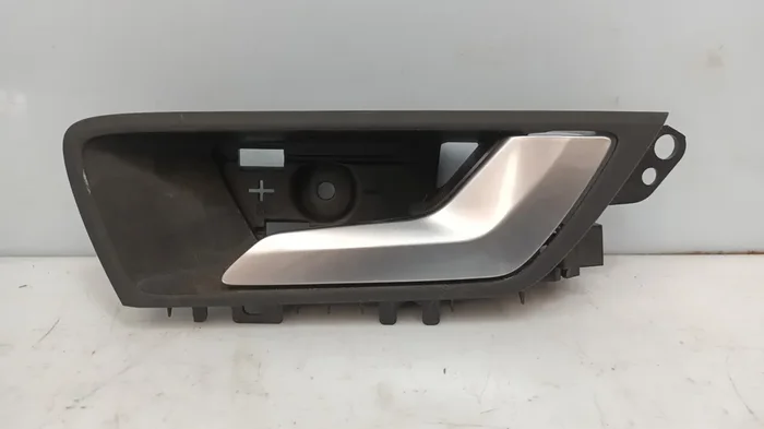MANETA INTERIOR TRASERA DERECHA FORD FOCUS BERLINA (CGE) Active