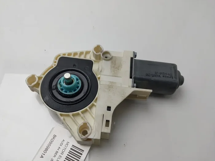 MOTOR ELEVALUNAS DELANTERO IZQUIERDO AUDI A4 8K0959801A-9392847