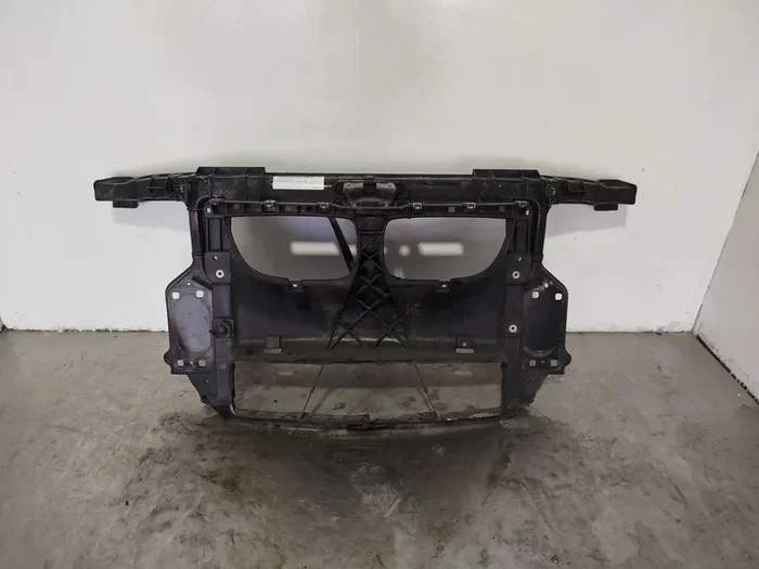 PANEL FRONTAL BMW SERIE 1 51647193192-9423943