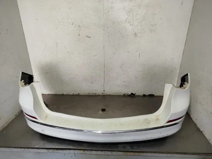 PARAGOLPES TRASERO OPEL ASTRA 13364599-9388270