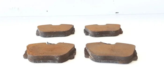 PASTILLAS DE FRENO BMW SERIE 3 BERLINA (E30) 318i