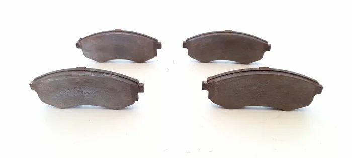 PASTILLAS DE FRENO NISSAN PRAIRIE (M10)