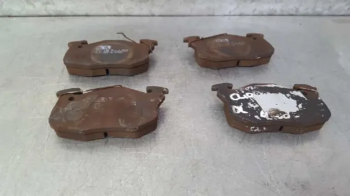 PASTILLAS DE FRENO RENAULT CLIO I FASE I II (BC57) 1.2 Alize