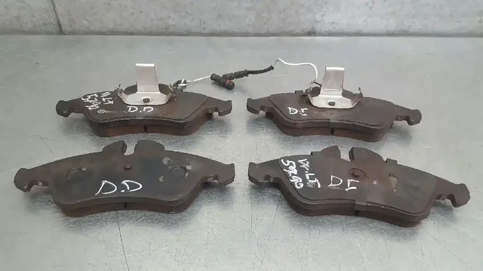 PASTILLAS DE FRENO VOLKSWAGEN LT FURGÓNCOMBI LT 28 Caja cerrada Techo elevado