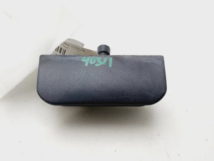 PILOTO MATRICULA PEUGEOT BIPPER 1362912080-9438057