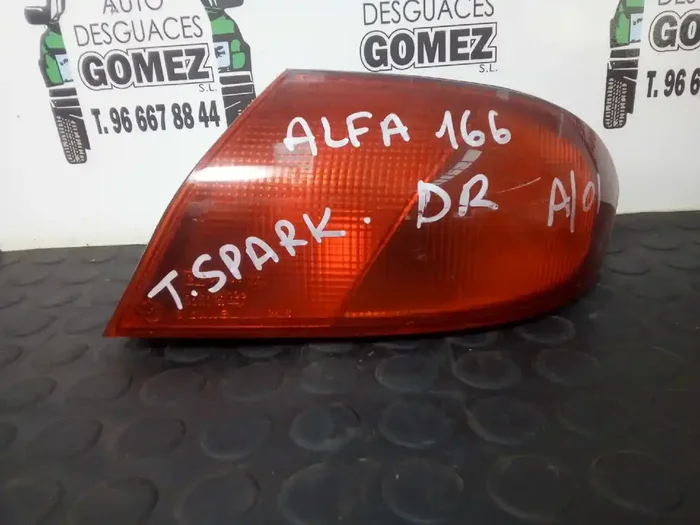 PILOTO TRASERO DERECHO ALFA ROMEO 166 2.4 JTD Progression