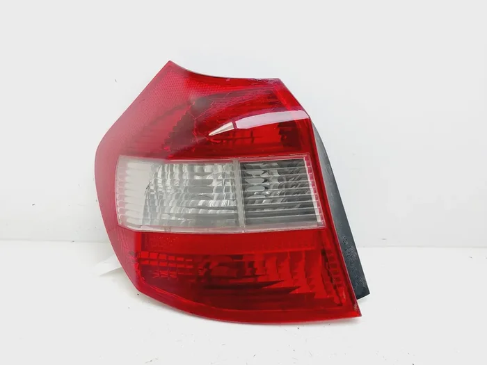 PILOTO TRASERO DERECHO BMW SERIE 1 6924501-9423959