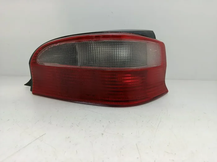 PILOTO TRASERO DERECHO CITROEN SAXO 6351F7-9438399