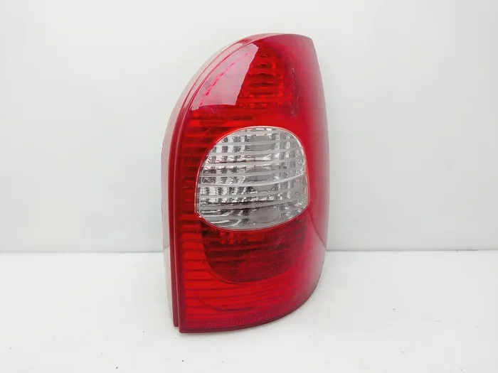 PILOTO TRASERO DERECHO CITROEN XSARA 9631563980-9432578