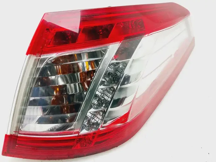 PILOTO TRASERO DERECHO PEUGEOT 508 9686779680-8890113