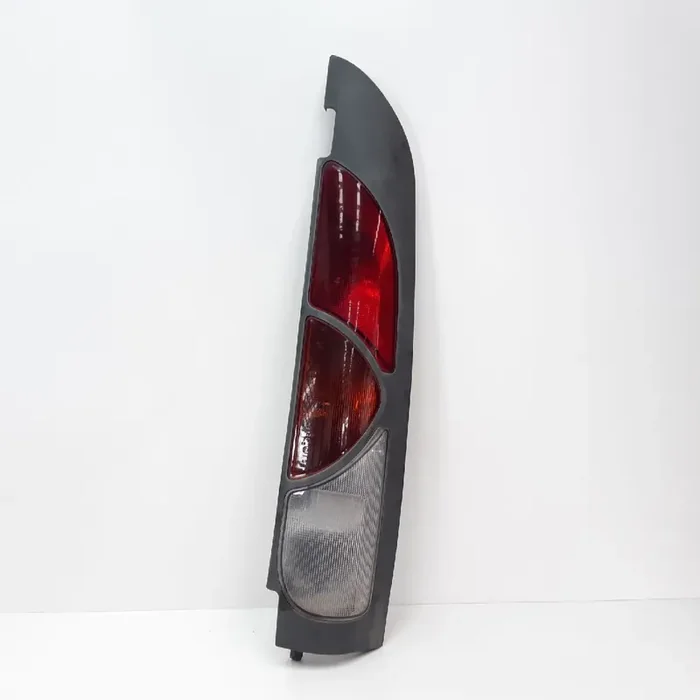 PILOTO TRASERO DERECHO RENAULT KANGOO I (FKC0) Authentique