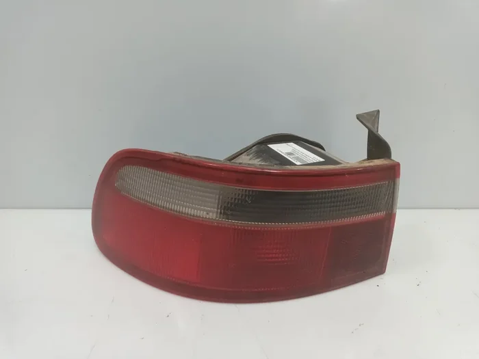 PILOTO TRASERO IZQUIERDO HONDA ACCORD BERLINA (CCCE) 2.2 VTEC (CE9)