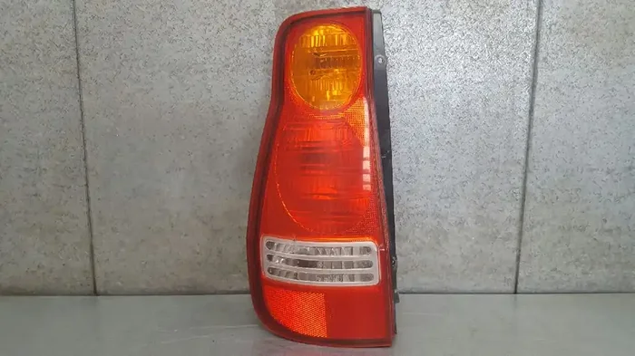 PILOTO TRASERO IZQUIERDO HYUNDAI MATRIX (FC) 1.8 GLS