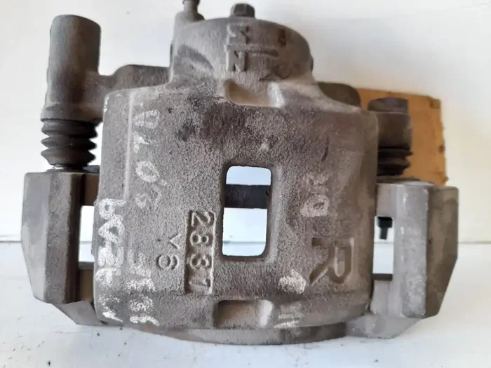 PINZA DE FRENO DELANTERA DERECHA MAZDA 323 FS BERLINA (BJ)