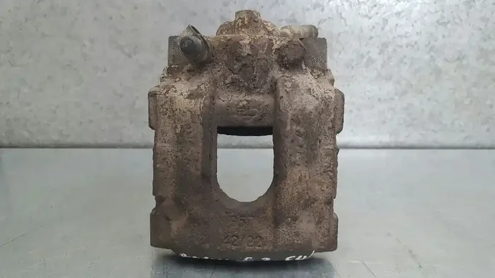 PINZA DE FRENO TRASERA IZQUIERDA BMW SERIE 3 BERLINA (E46) 330d