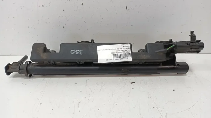 RAMPA INYECTORA RENAULT TWINGO I (C06) 1.2 (C0666768)