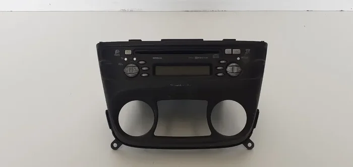 SISTEMA AUDIO RADIO CD NISSAN ALMERA (N16E) Ambience
