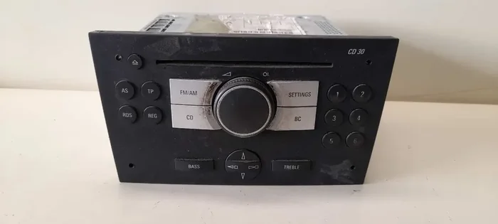 SISTEMA AUDIO RADIO CD OPEL CORSA C