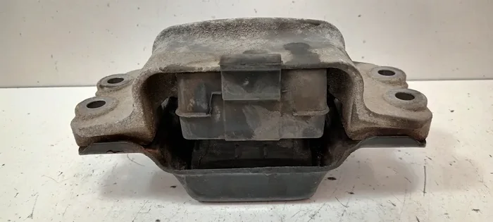 SOPORTE MOTOR IZQUIERDO AUDI A3 (8P1) 2.0 TDI Ambiente (DPF) (125kW)