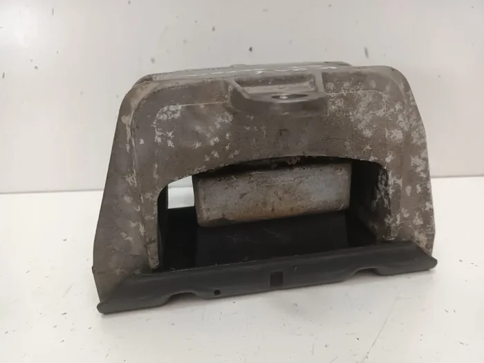 SOPORTE MOTOR IZQUIERDO SEAT TOLEDO (1M2) Stella