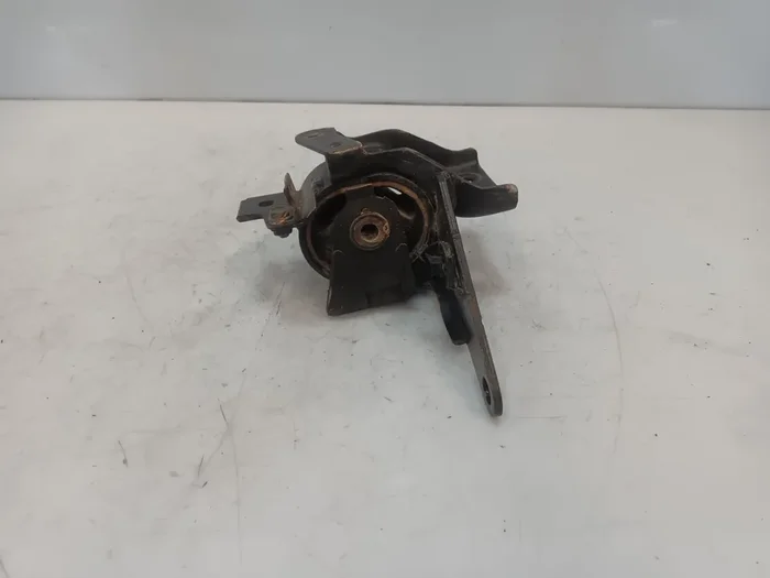SOPORTE MOTOR IZQUIERDO TOYOTA AVENSIS WAGON (T25) 2.0 D-4D Executive