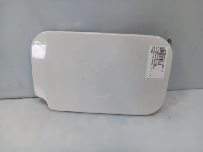 TAPA EXTERIOR COMBUSTIBLE DACIA DOKKER Ambiance