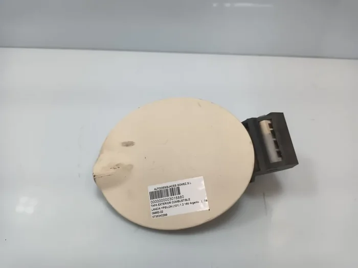 TAPA EXTERIOR COMBUSTIBLE LANCIA YPSILON (101) 1.2 16V Argento