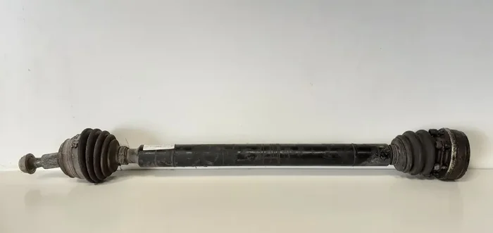 TRANSMISION DELANTERA DERECHA SKODA OCTAVIA BERLINA (1U2)
