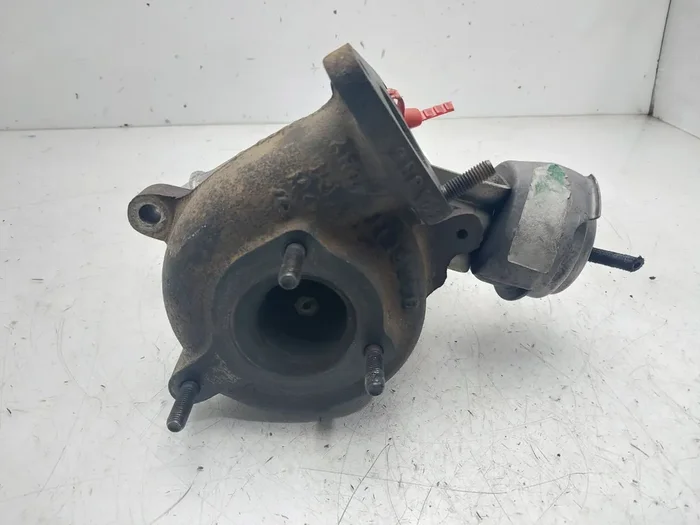 TURBOCOMPRESOR VOLKSWAGEN PASSAT 028145702R-9396804