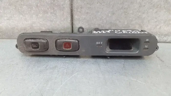 WARNING MITSUBISHI GALANT BERLINA (E50) 2000 GLSI Berlina (4-ptas.)